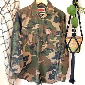 VTG Winchester Button Down Duck Hunting Camo Shirt